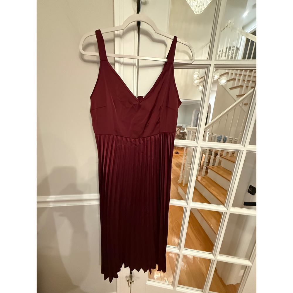 Sam Edelman Burgundy Pleated Sharkbite Hem Midi Dress Size 8 NWT